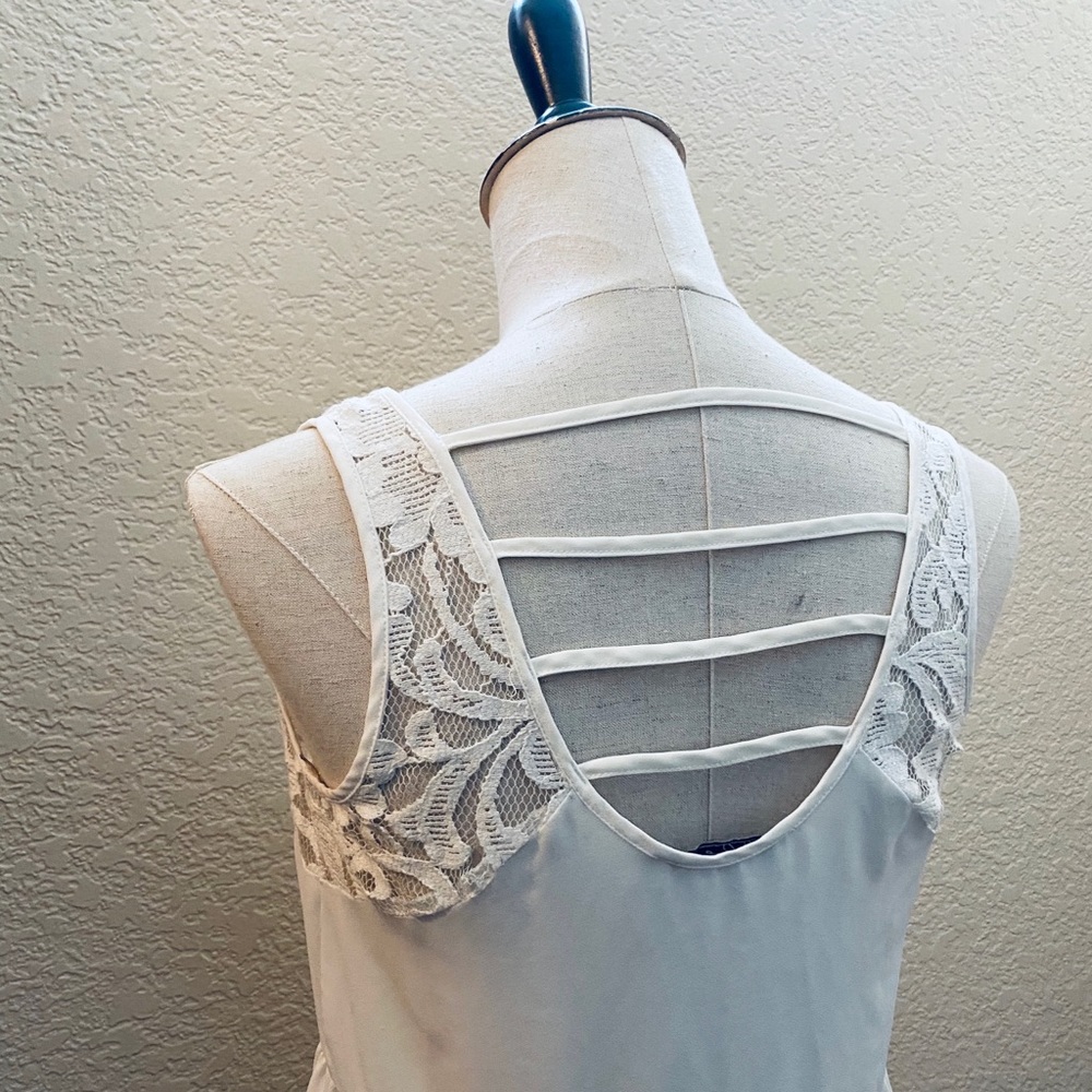 Cream Lace Flowy Tank by Chloe K
